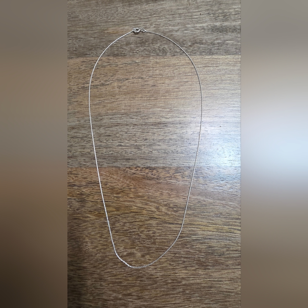 Elegant Silver Necklace